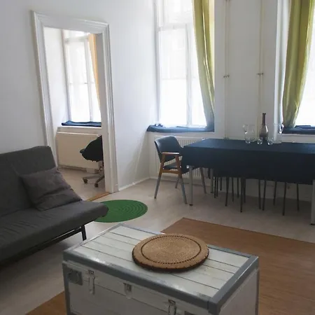 Economy Apartments Апартаменты