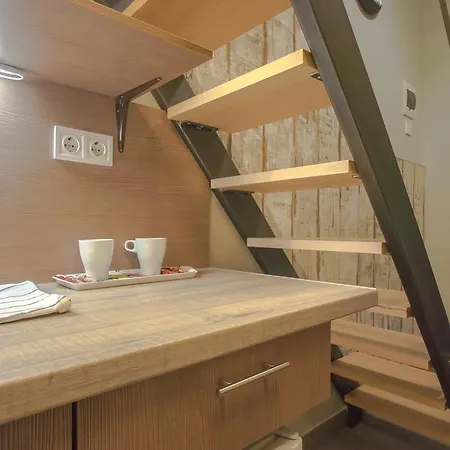 Economy Apartments Апартаменты *