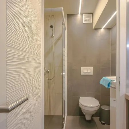 Economy Apartments * Будапешт